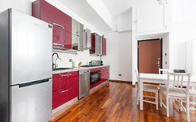 Cosy Apt Nearby Piazza Insubria! Book Now!
